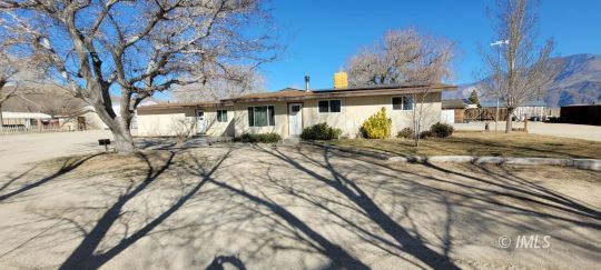 feature listing property photo