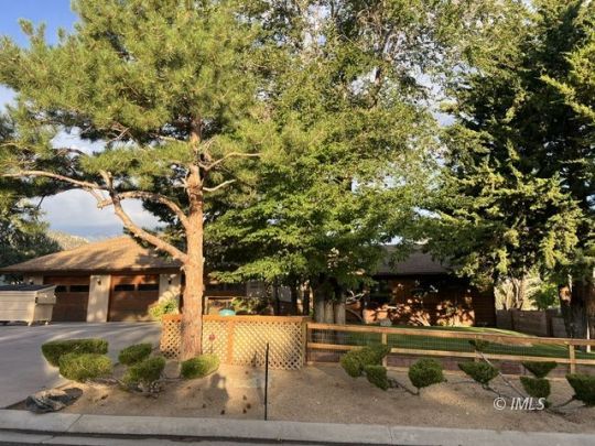 feature listing property photo