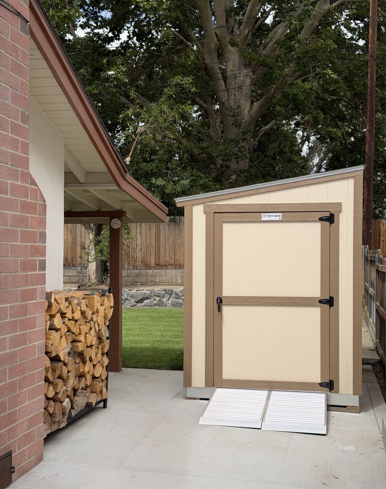 Property Photo 23