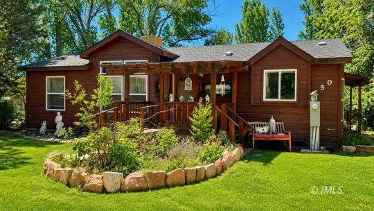 feature listing property photo