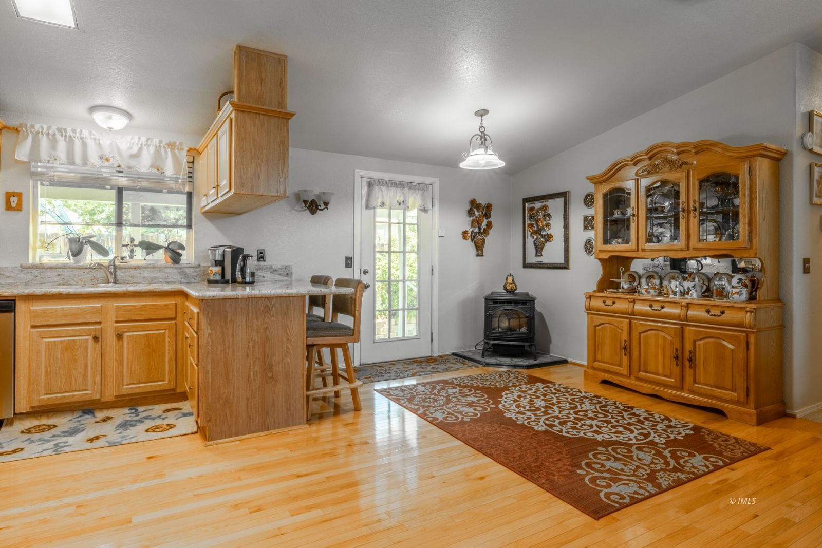 Property Photo 9