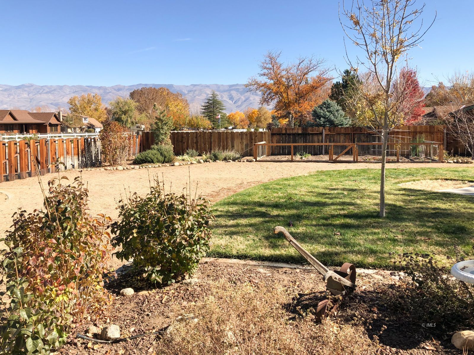 Property Photo 32