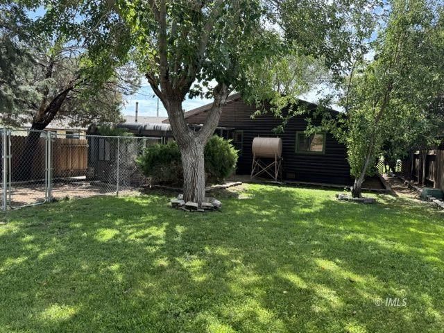 Property Photo 30