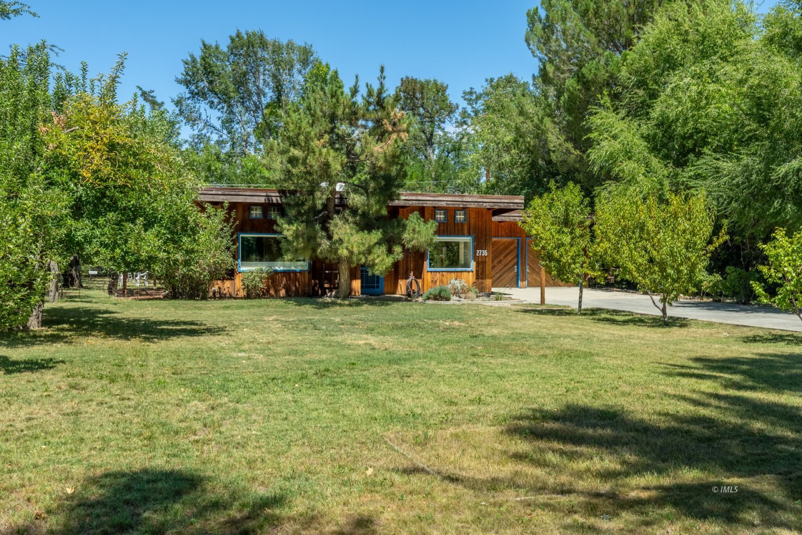 Property Photo 25
