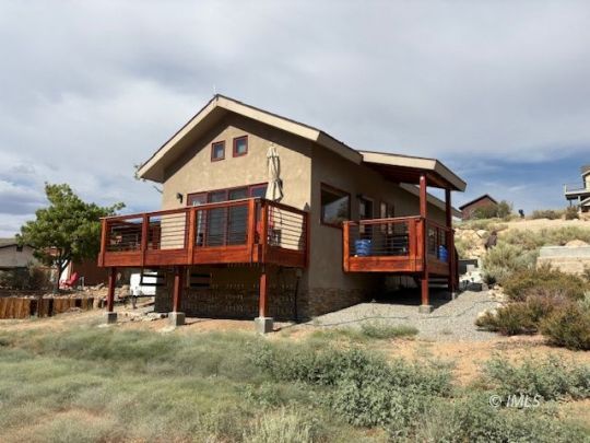 feature listing property photo