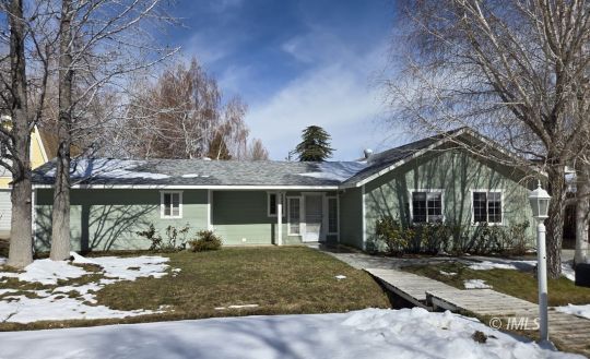 feature listing property photo