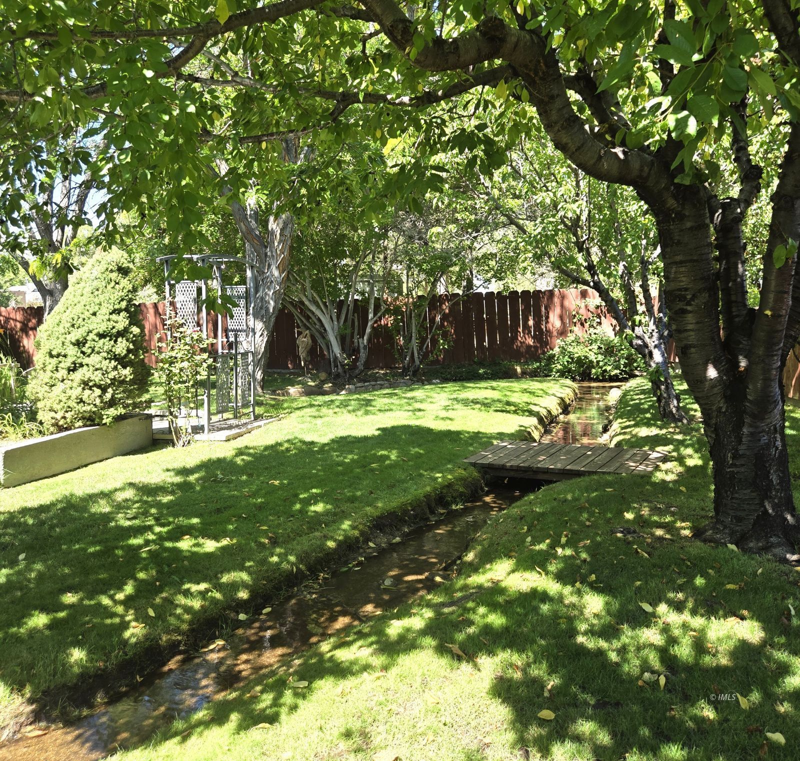 Property Photo 23