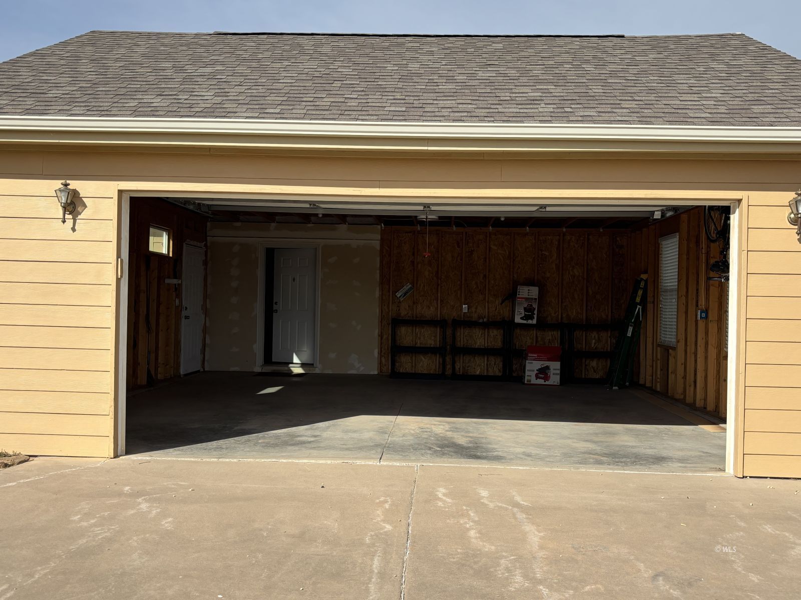 Property Photo 32