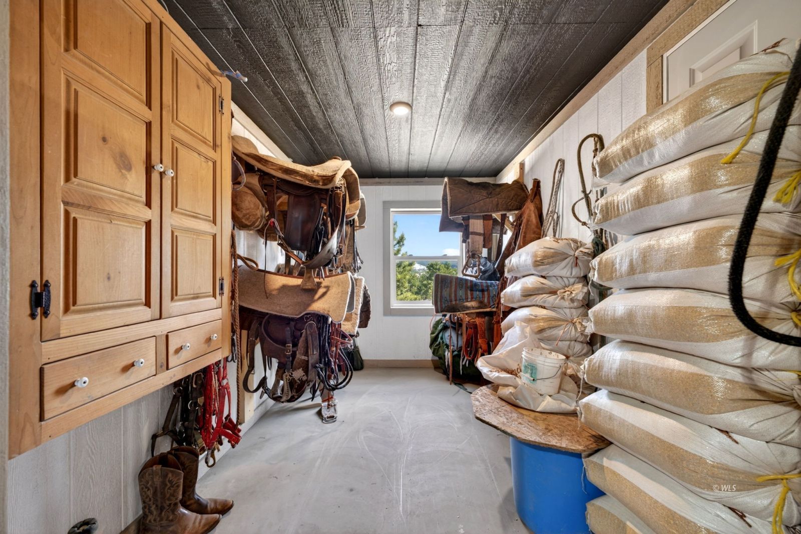 Property Photo 31