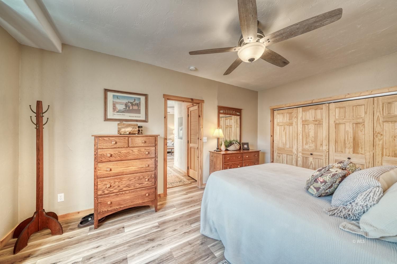 Property Photo 23