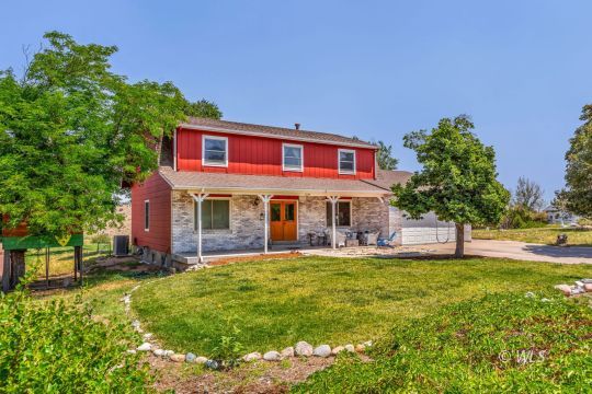 feature listing property photo