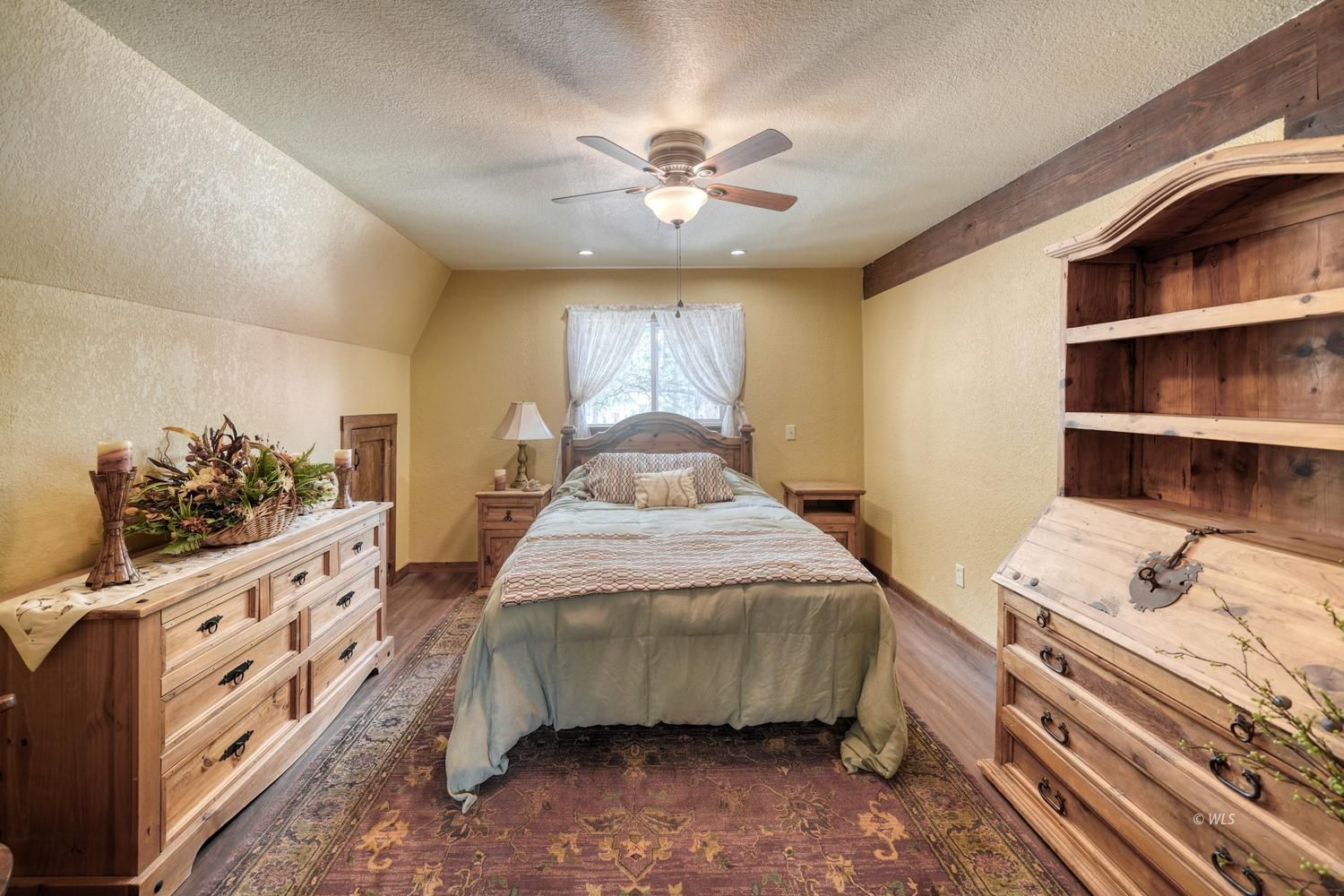 Property Photo 31