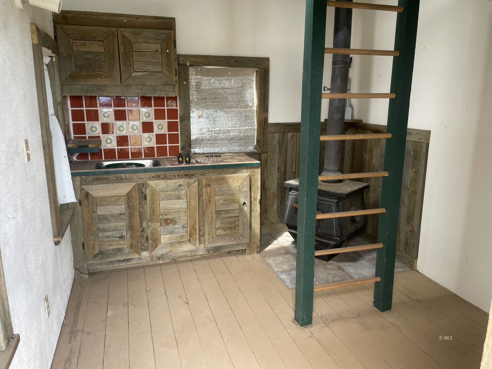 Property Photo 23