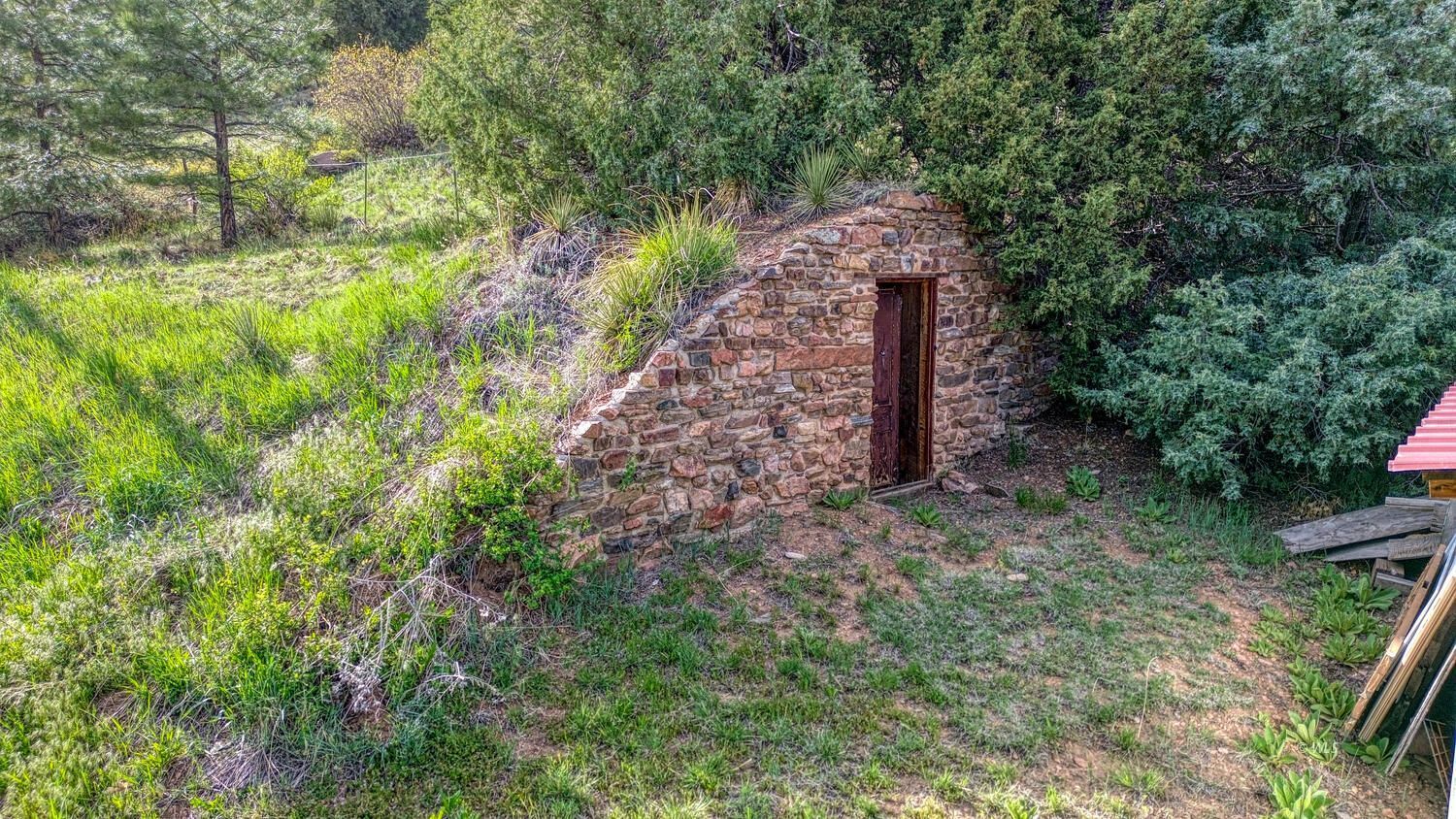 Property Photo 28