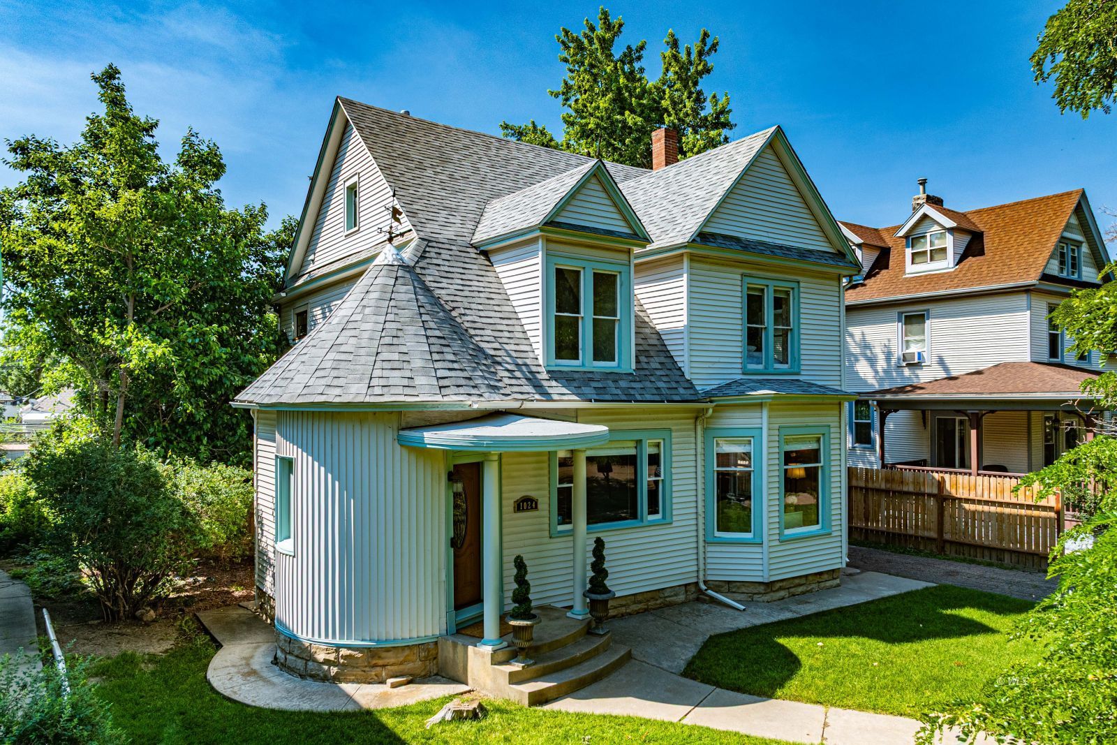 Property Photo 3