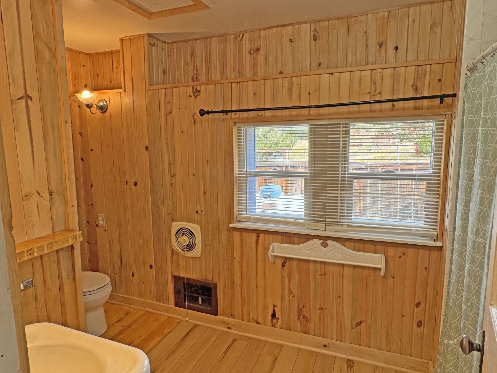 Property Photo 25