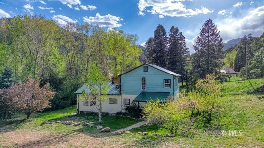 feature listing property photo