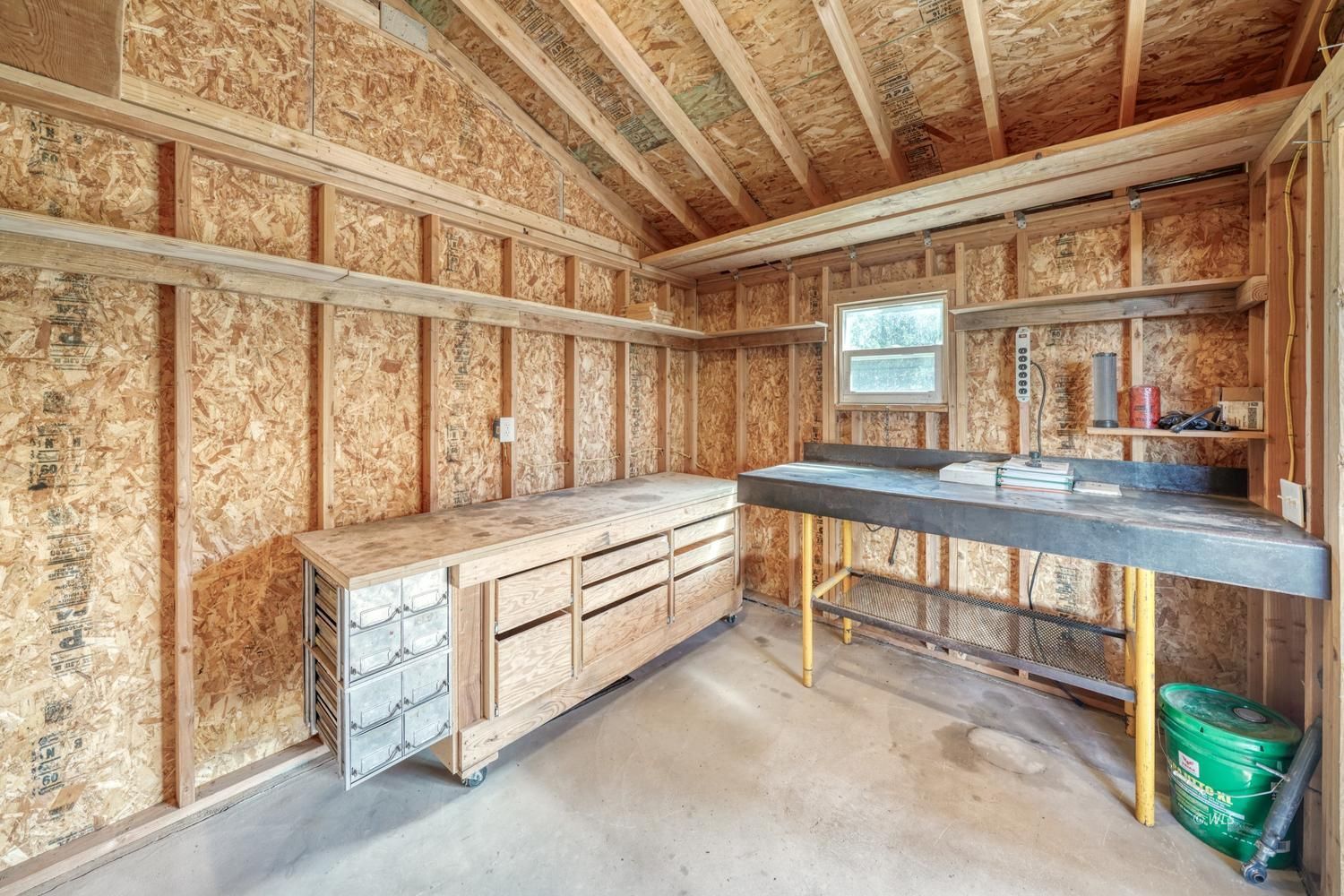 Property Photo 31
