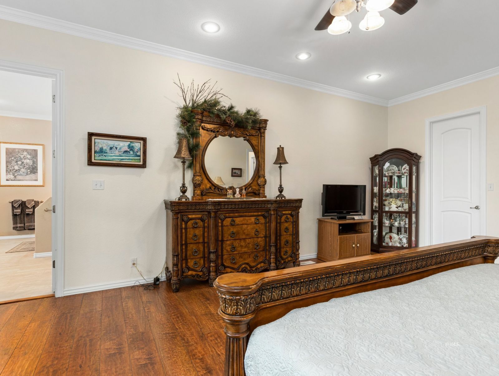 Property Photo 30