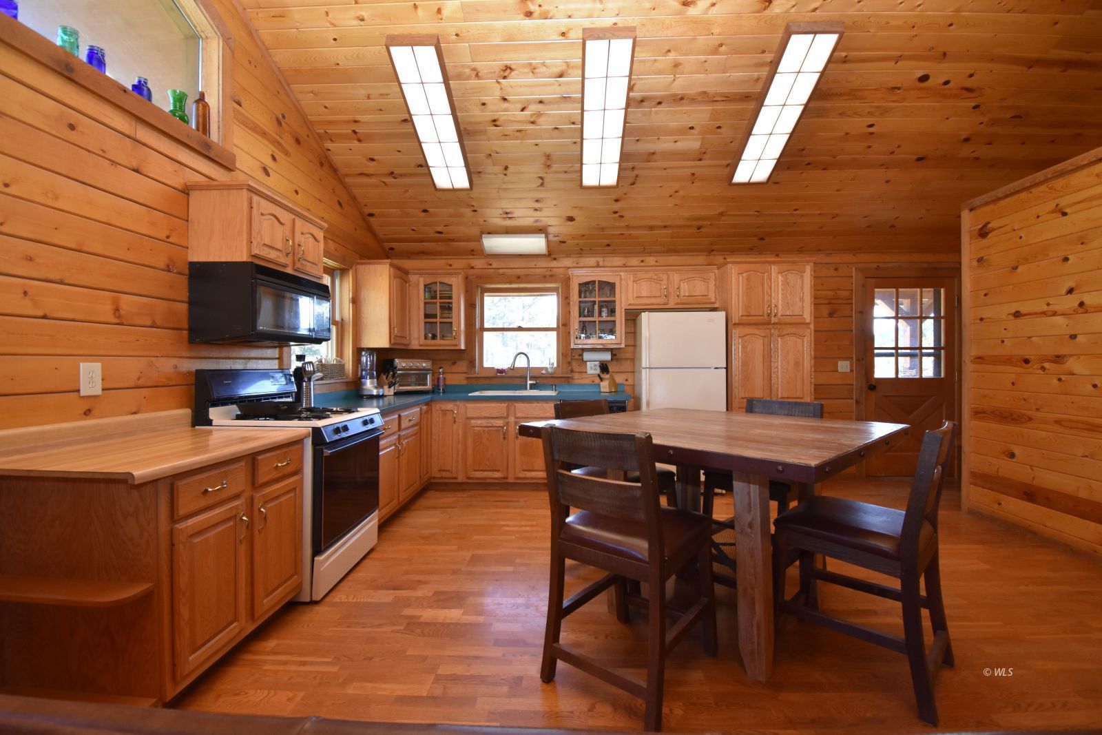 Property Photo 16