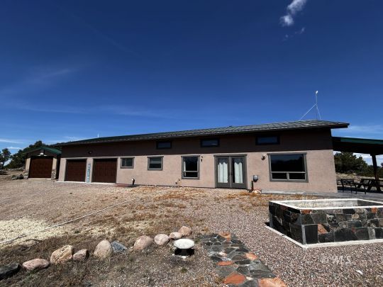 feature listing property photo