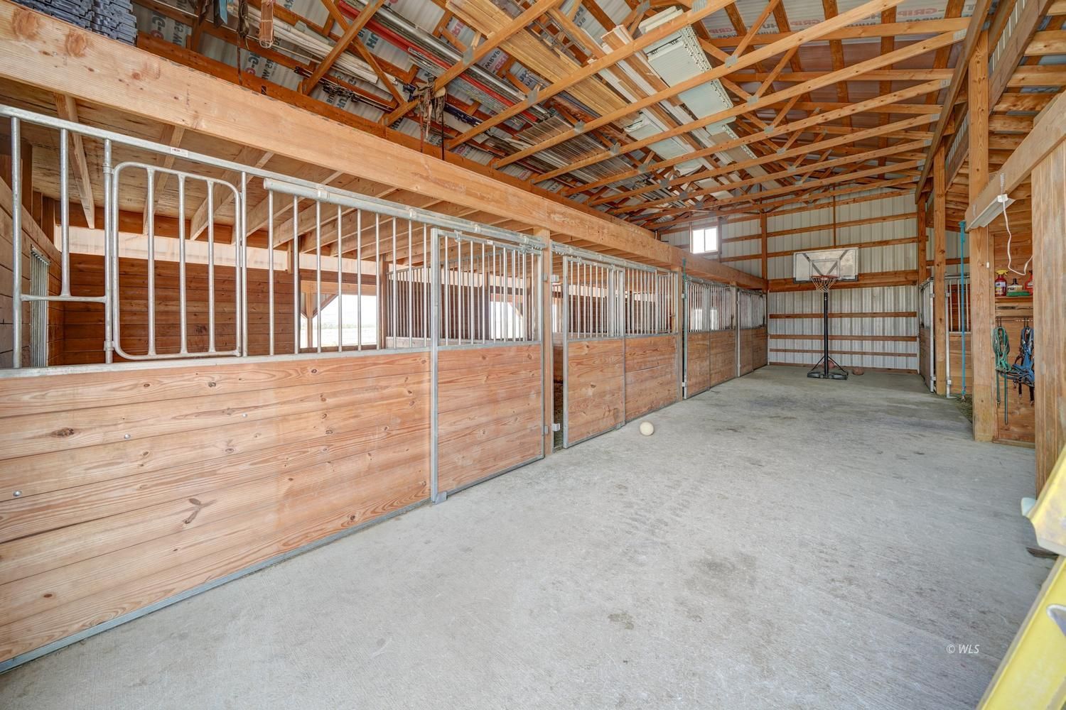Property Photo 22