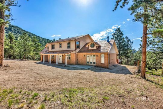 feature listing property photo
