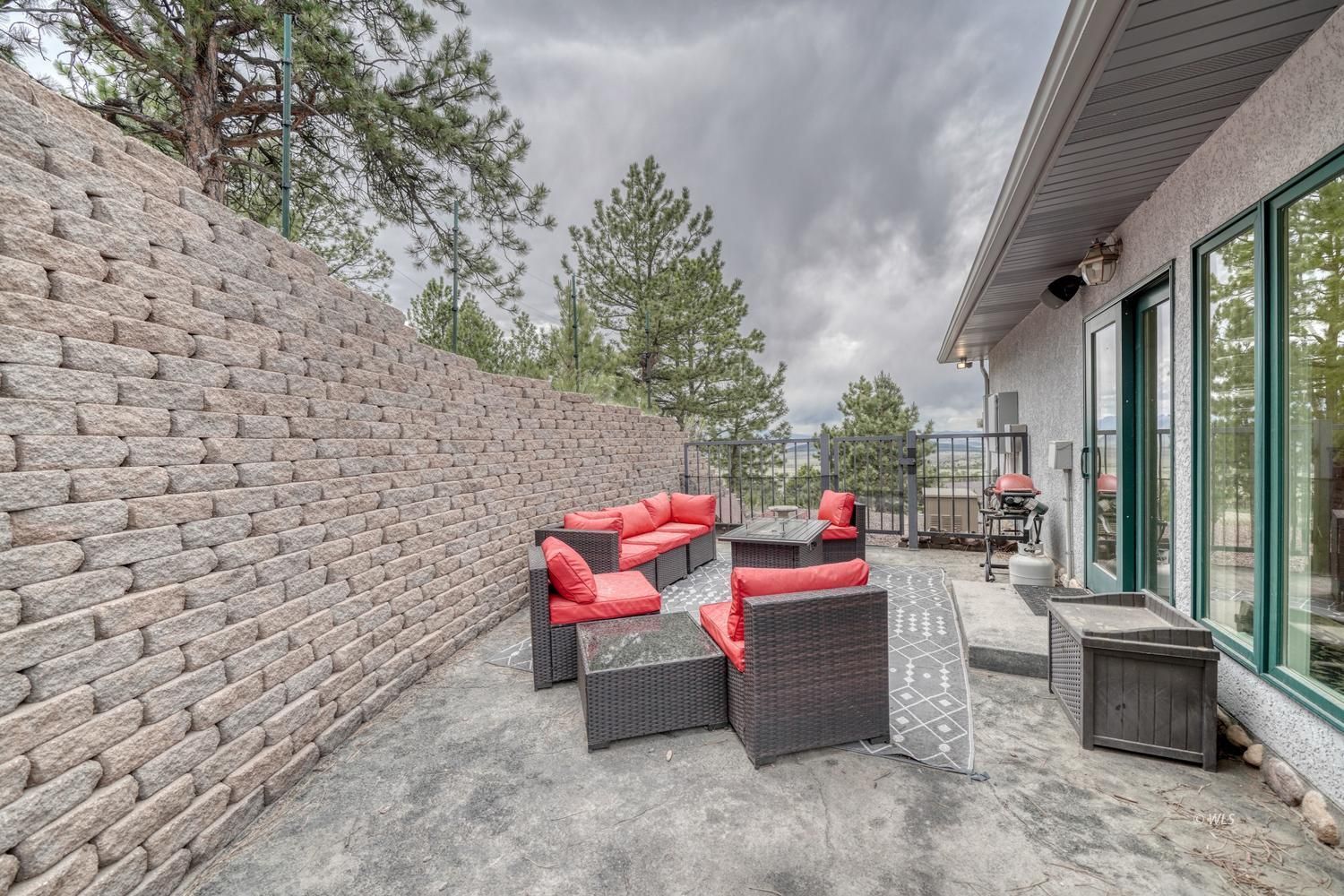 Property Photo 28