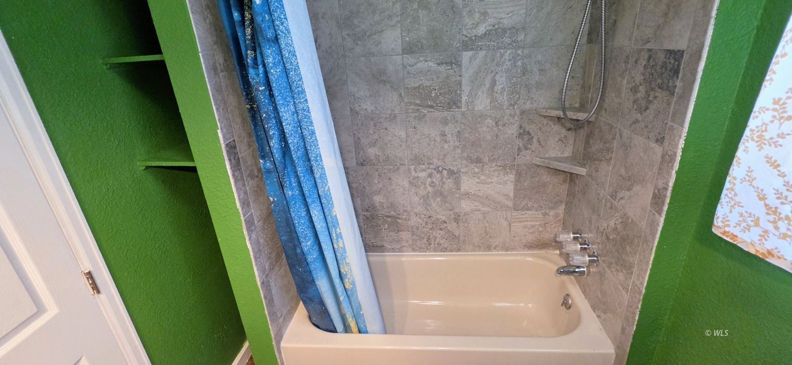 Property Photo 25