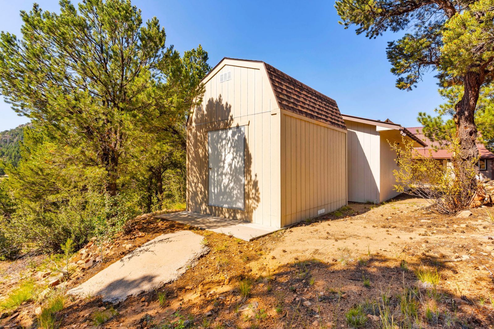 Property Photo 28