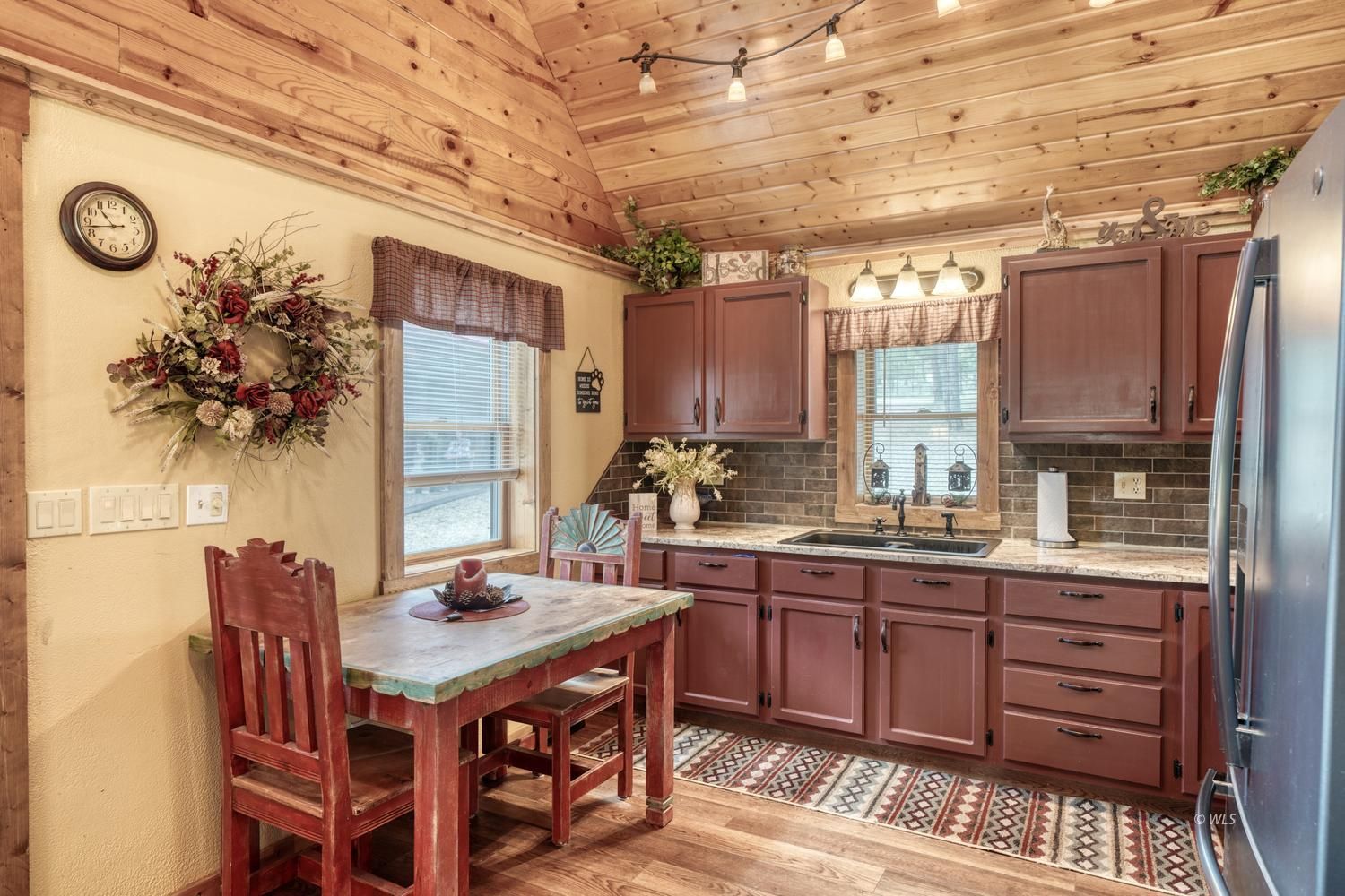 Property Photo 17