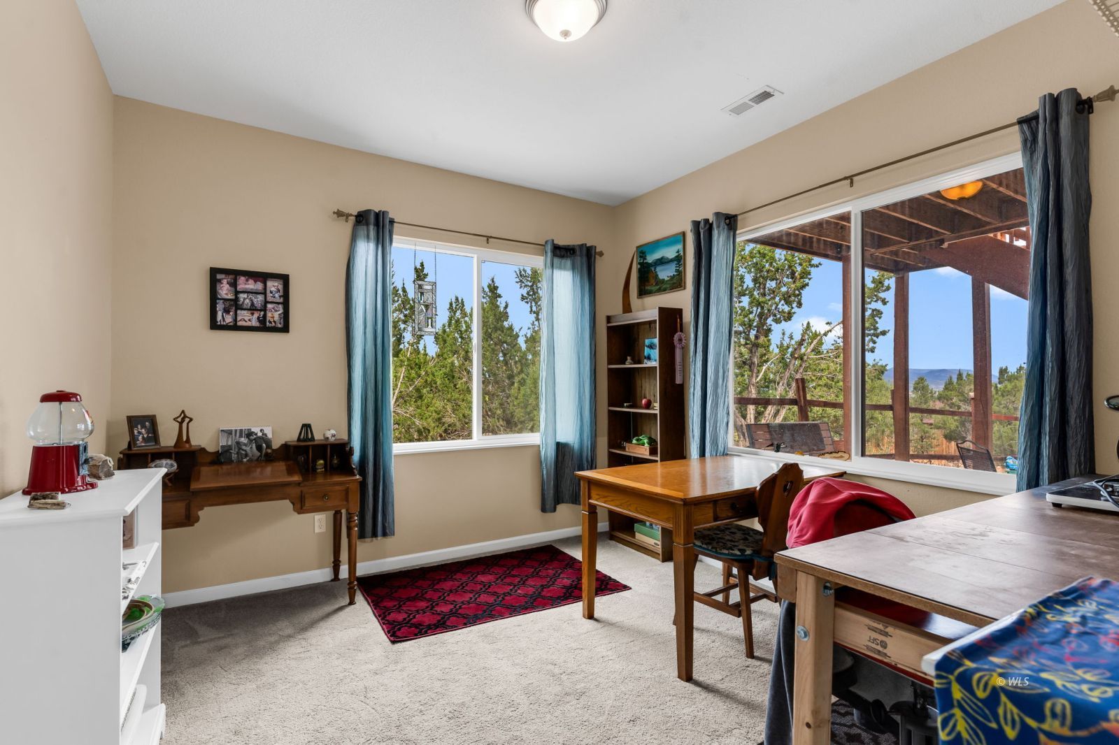 Property Photo 28