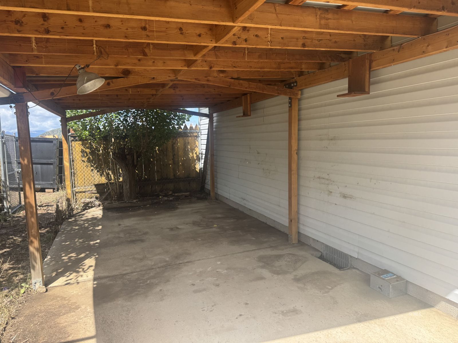 Property Photo 23