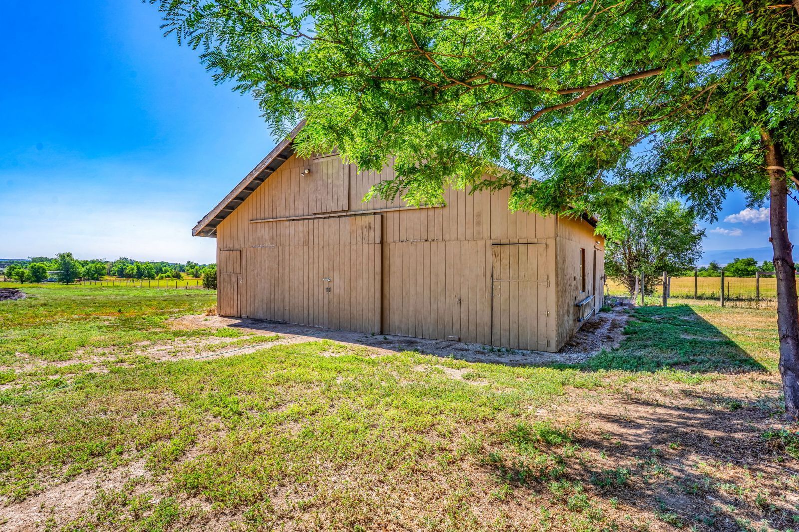 Property Photo 16