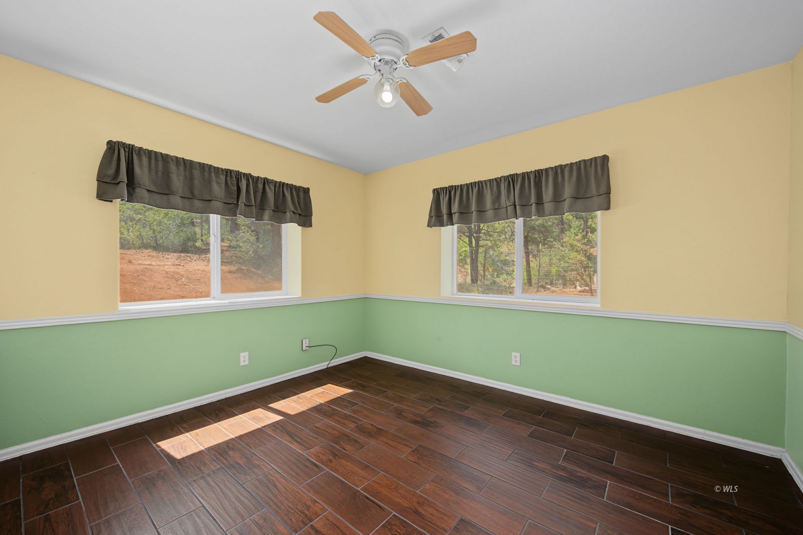 Property Photo 25