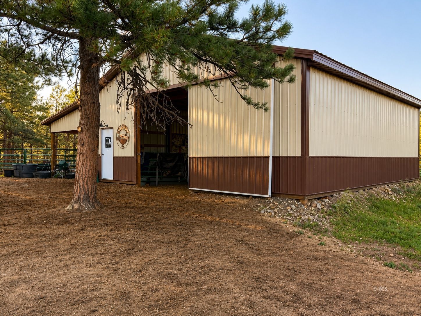 Property Photo 28