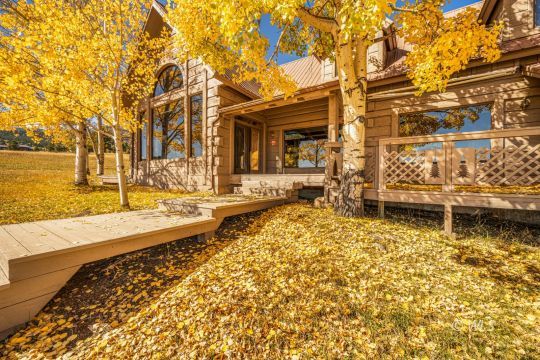 feature listing property photo