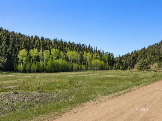 feature listing property photo