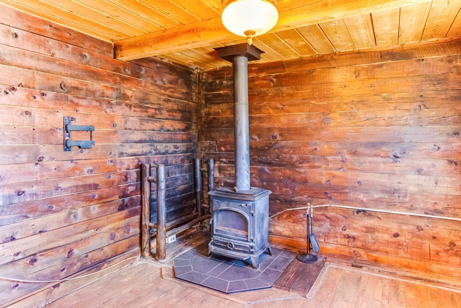 Property Photo 25