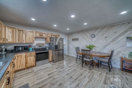 feature listing property photo