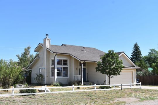 feature listing property photo