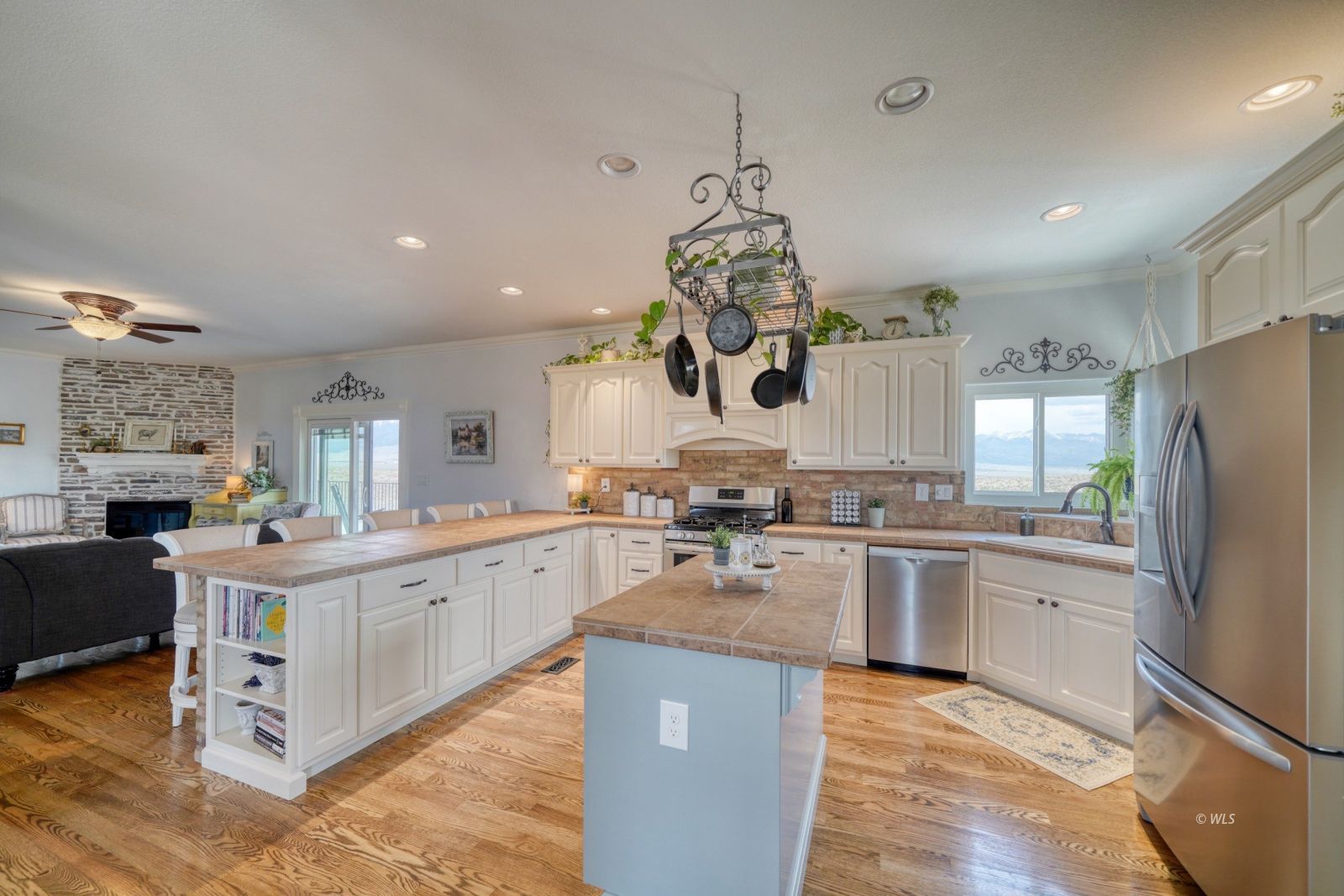 Property Photo 9