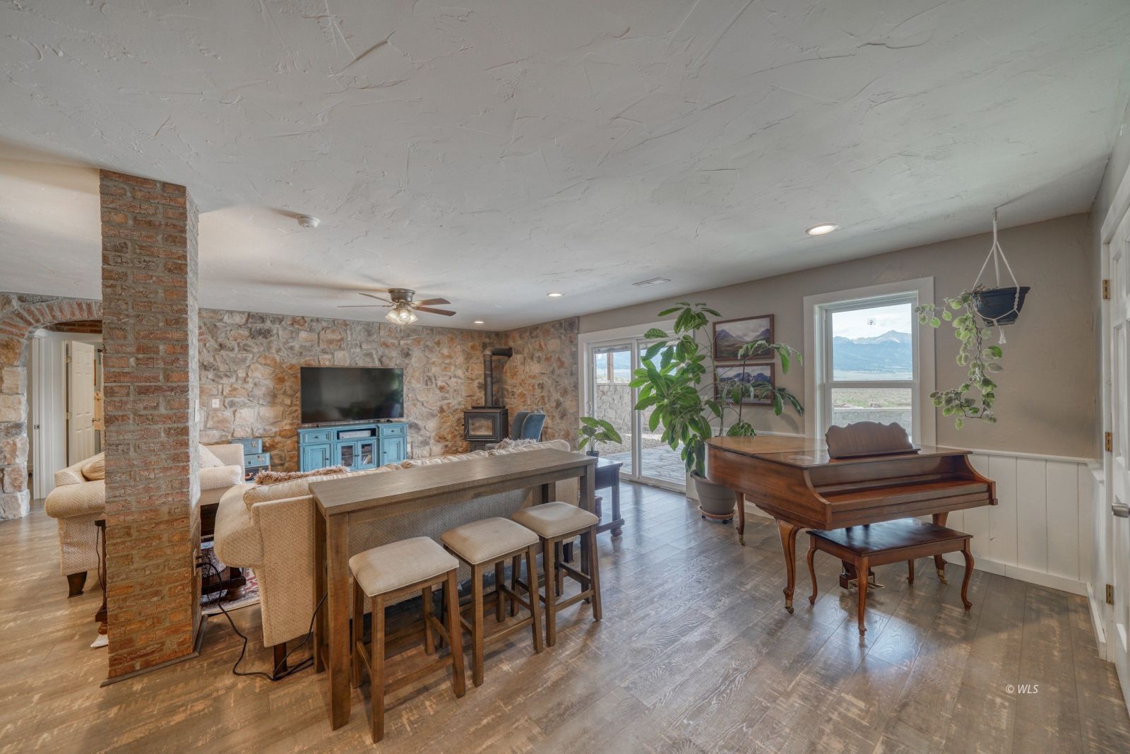 Property Photo 25