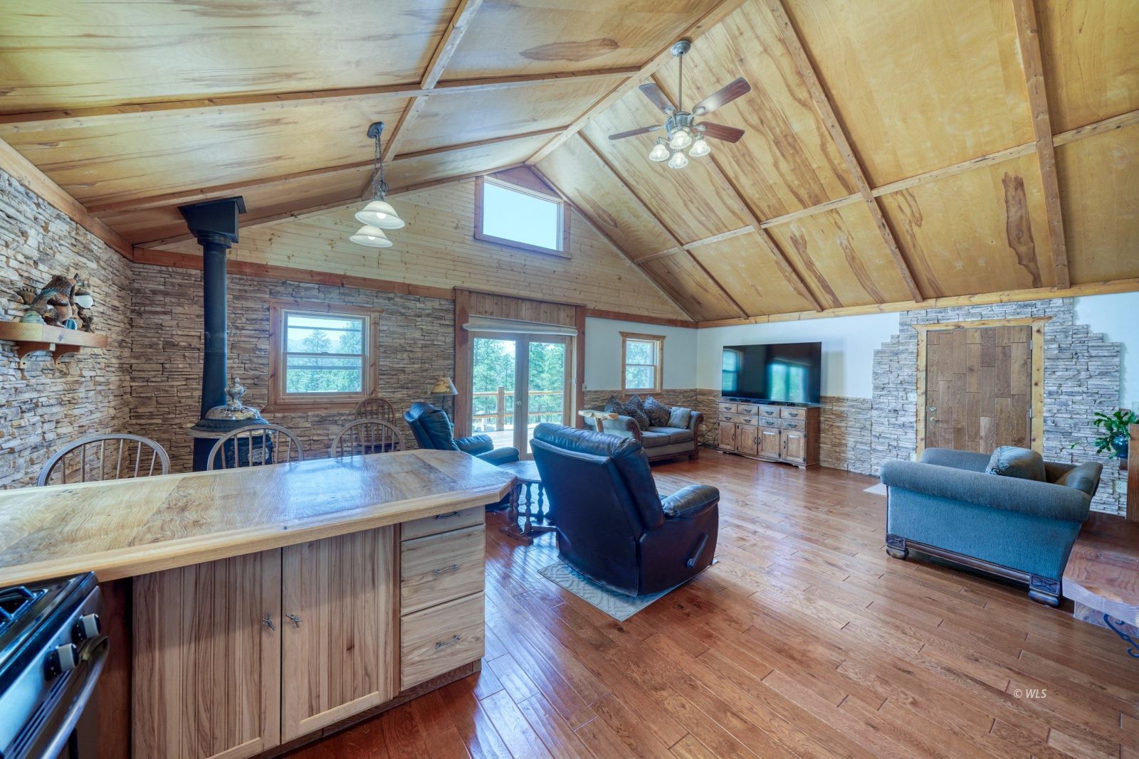 Property Photo 21