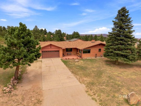 feature listing property photo