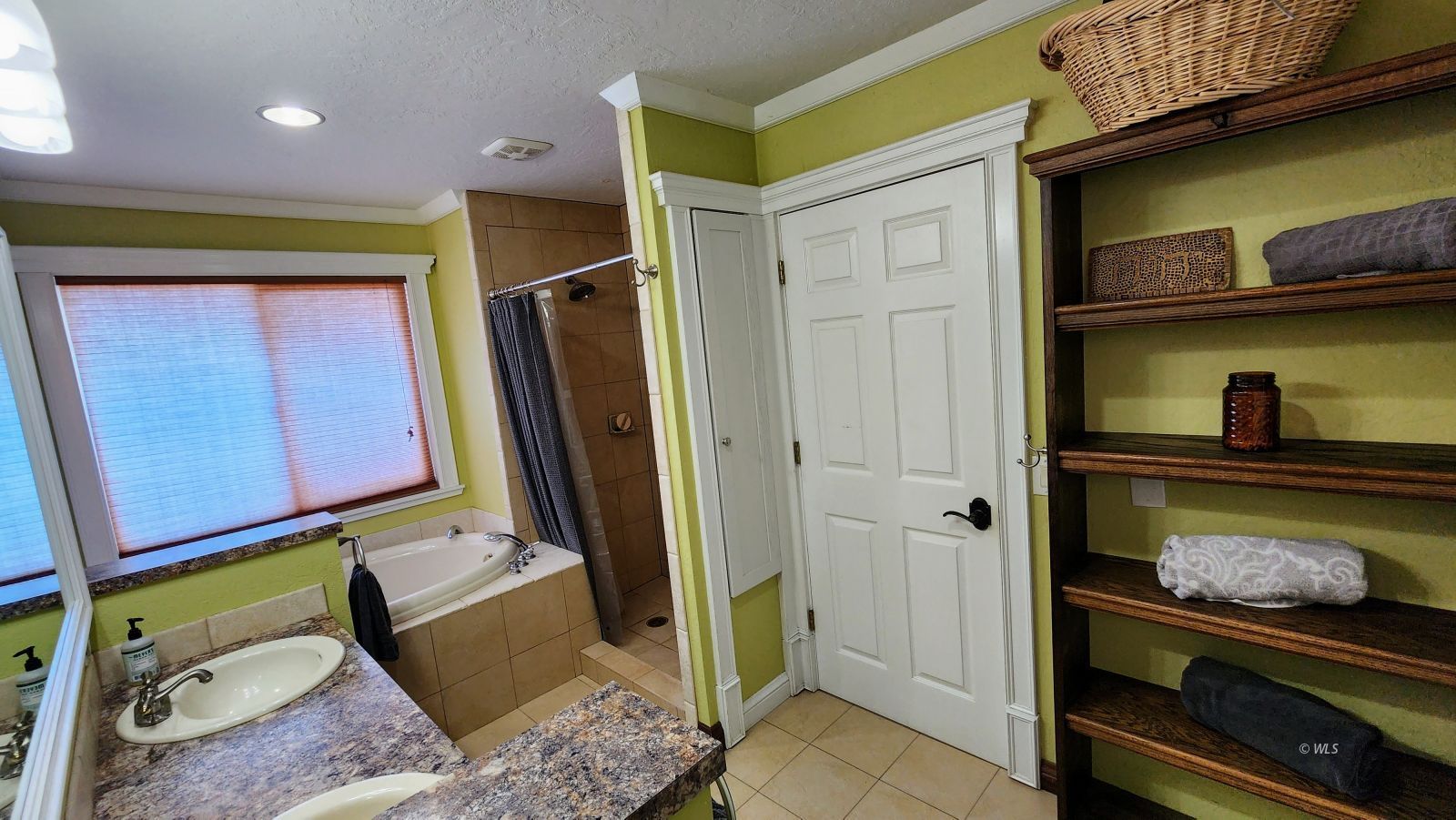 Property Photo 20