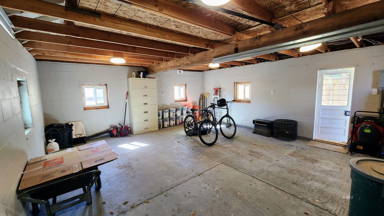 Property Photo 31
