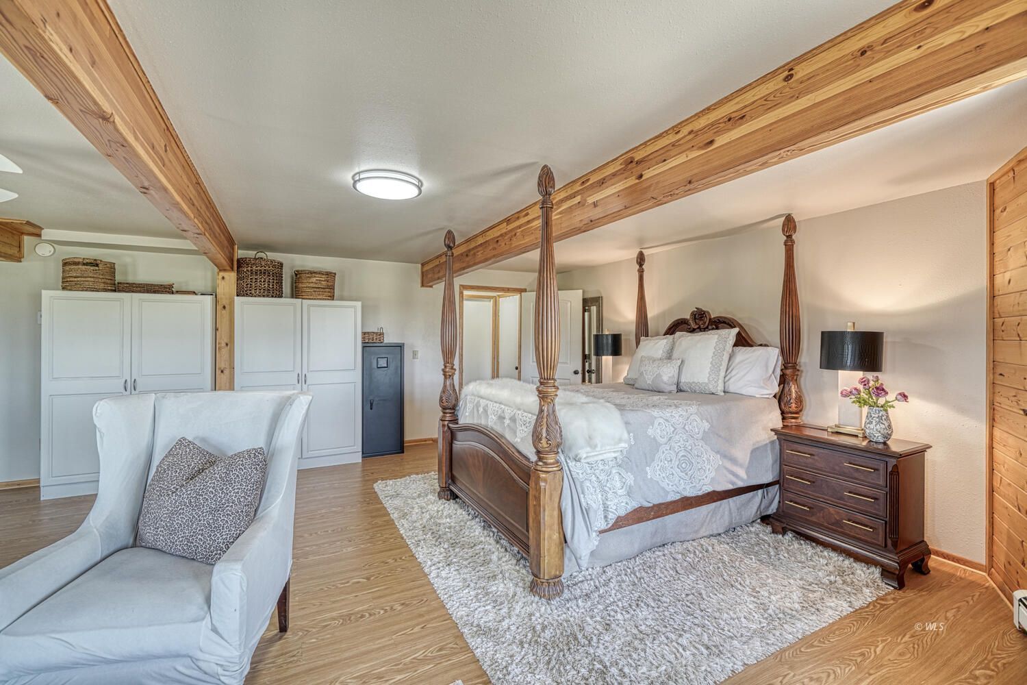 Property Photo 23