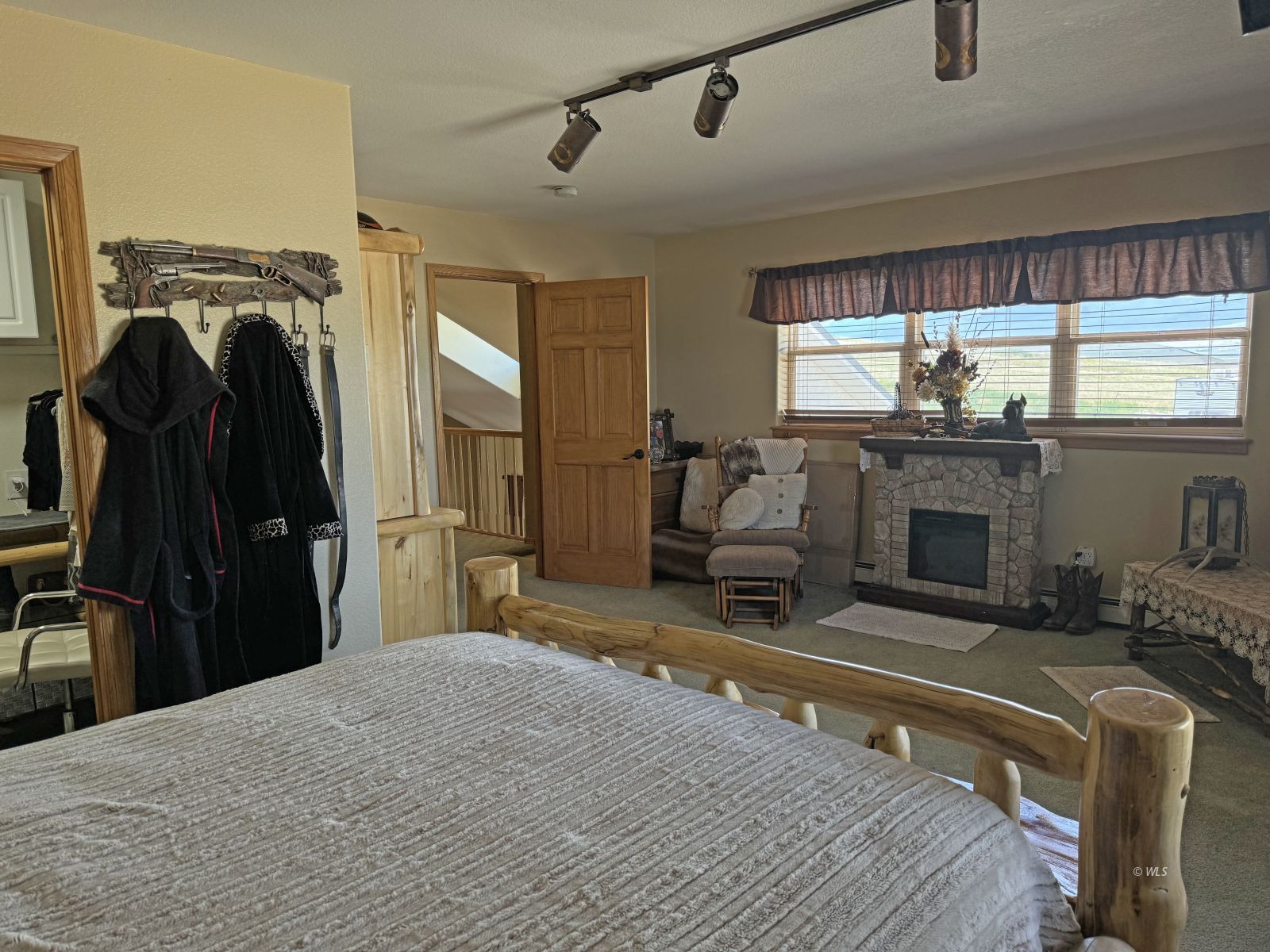 Property Photo 20