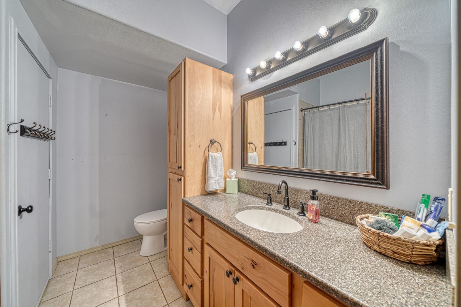 Property Photo 27